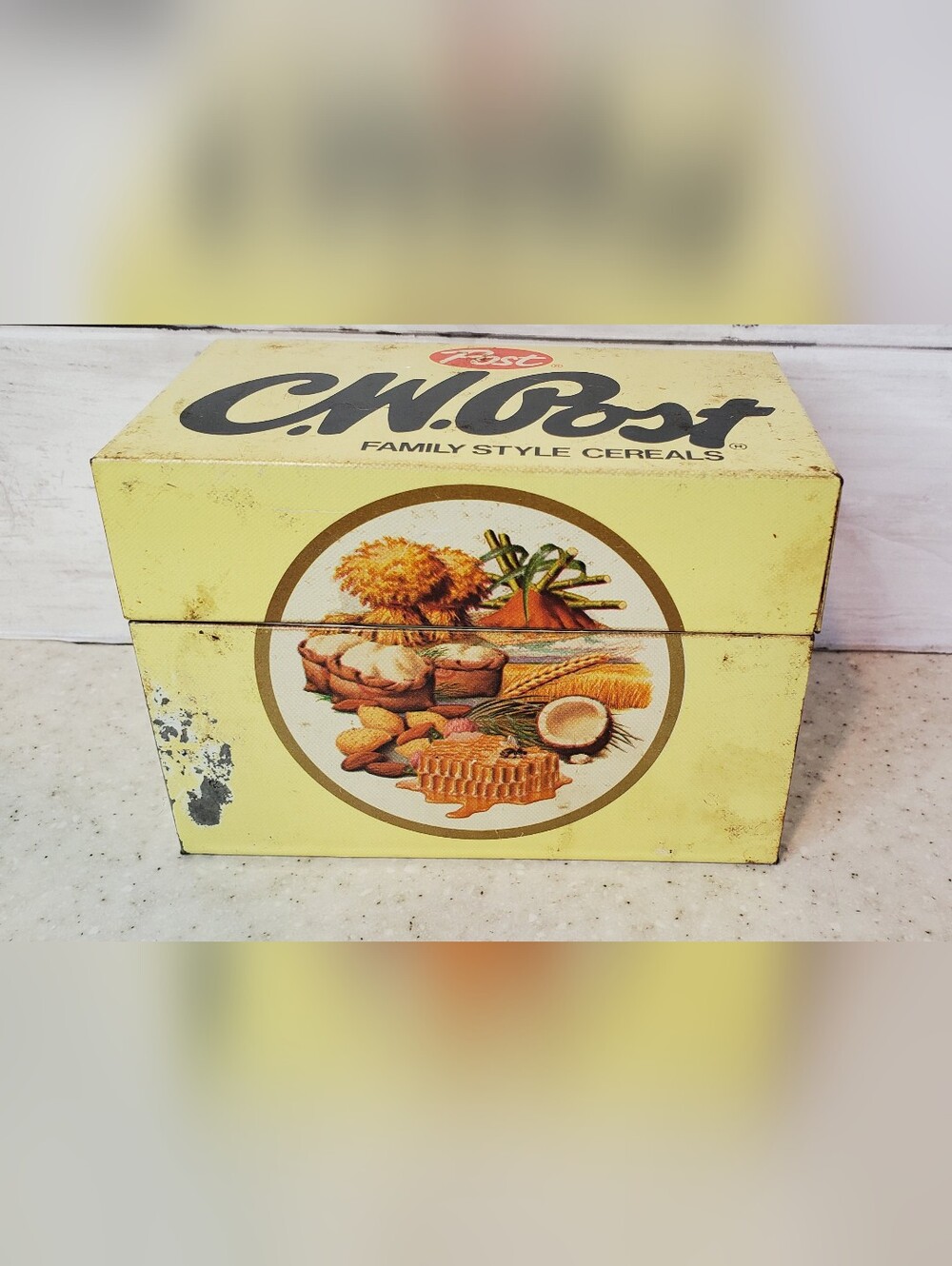 Vintage C.W. Post Family Style Cereals Metal Recipe Box MCM Kitchen Tin w/ Recip